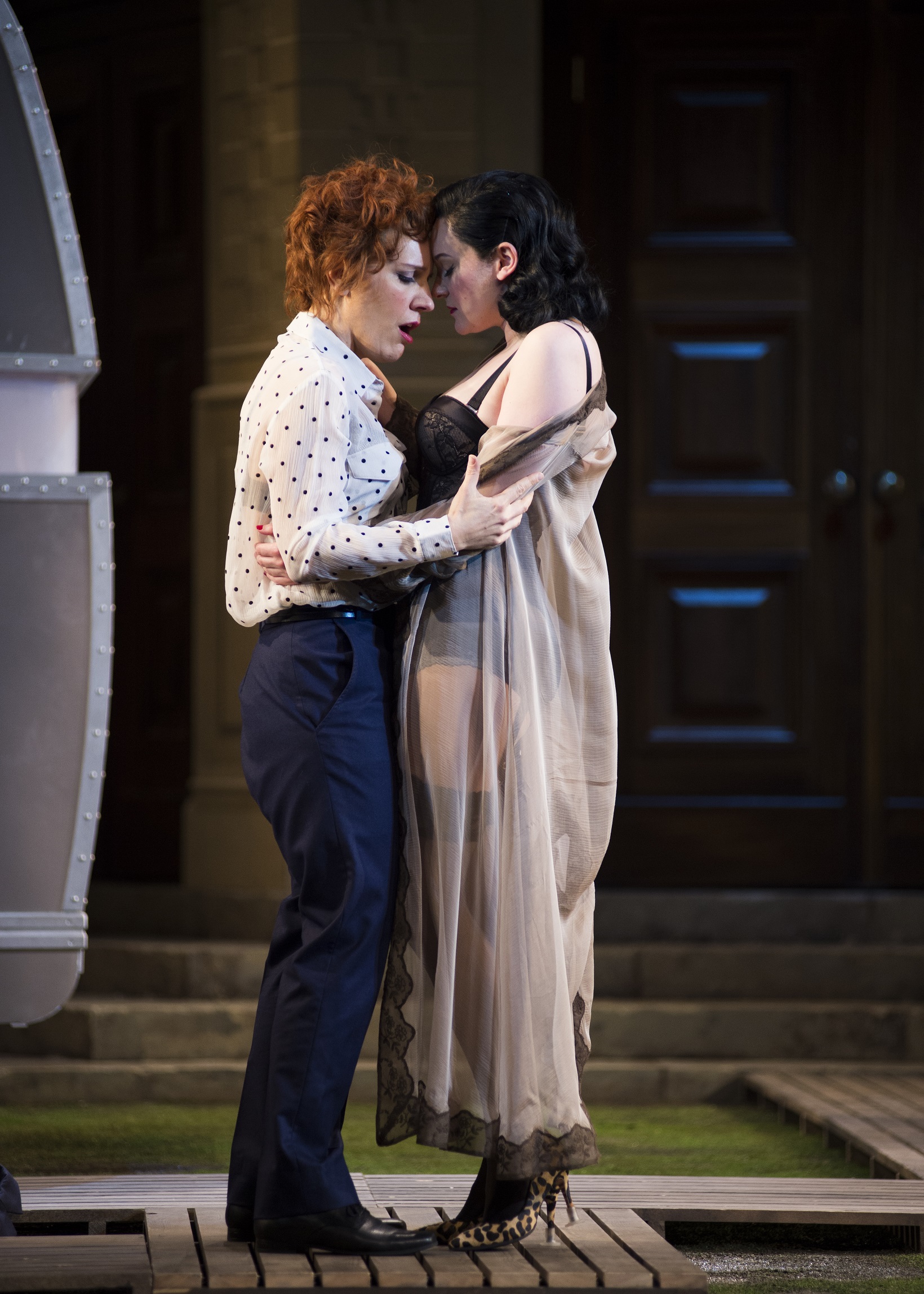 Julia Sporsén and Jennifer France in Ariadne auf Naxos. Scottish Opera 2018. Credit Richard Campbell..jpg