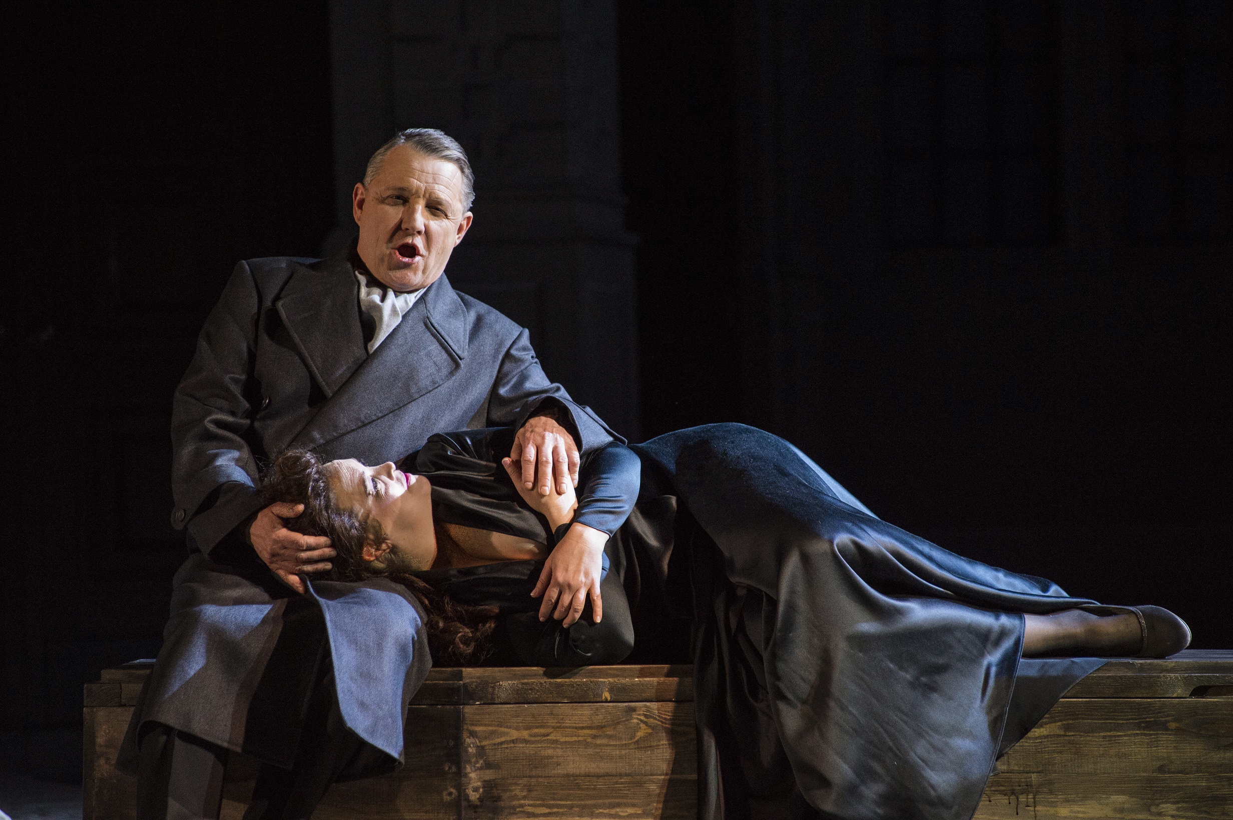 Kor-Jan Dusseljee and Mardi Byers in Ariadne auf Naxos. Scottish Opera 2018. Credit Richard Campbell..jpg