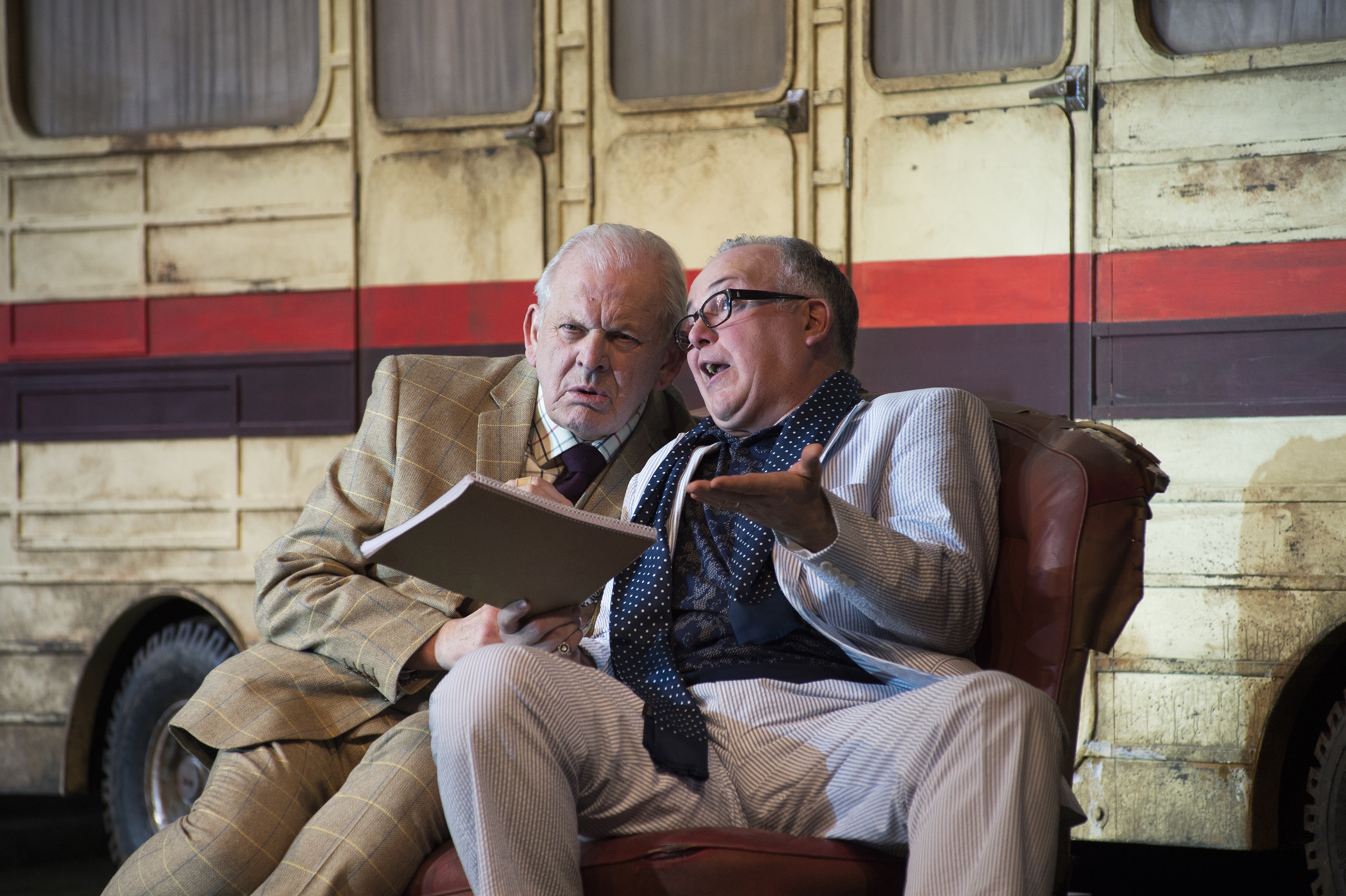 Sir Thomas Allen and Jamie MacDougall in Ariadne auf Naxos. Scottish Opera 2018. Credit Richard Campbell..jpg