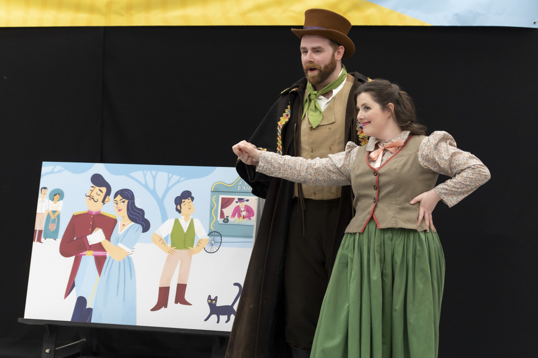Colin Murray and Marie Claire Breen in Pop-up Opera: A Little Bit of The Elixir of Love. Scottish Opera 2026. Credit Kirsty Anderson..