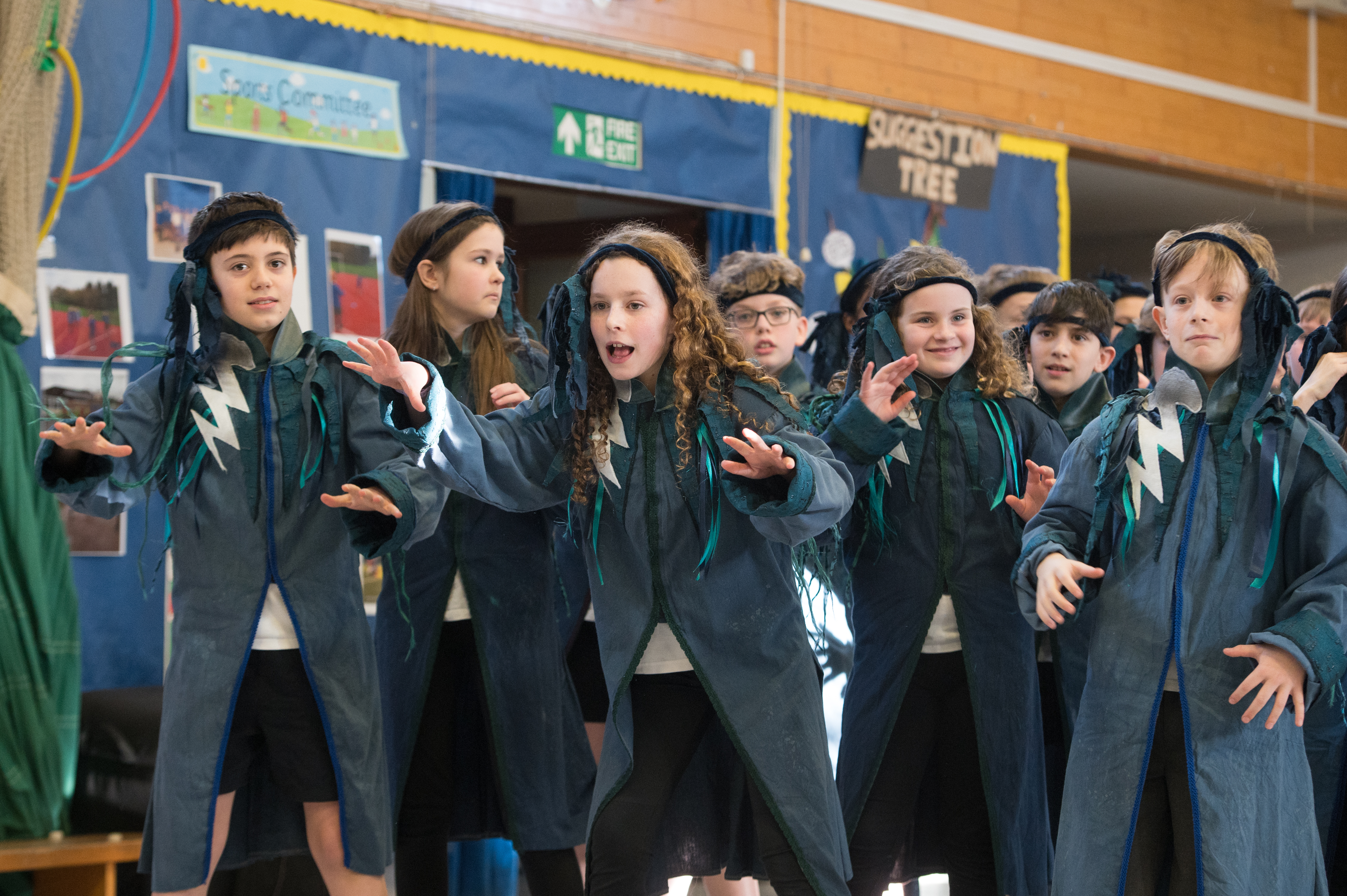 Pupils From Mosshead Primary School Perform The Tale o' Tam o' Shanter 2025. Credit Julie Broadfoot..