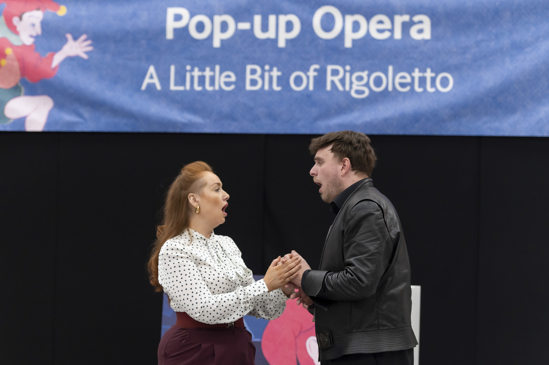 Holly Teague and Ross Cumming in Pop-up Opera: A Little Bit of Rigoletto. Scottish Opera 2026. Credit Kirsty Anderson..