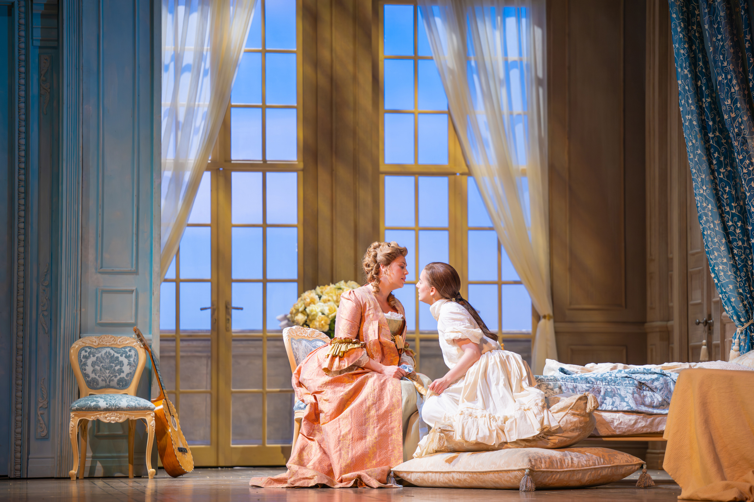Alexandra Lowe (Countess Almaviva) and Simone McIntosh (Cherubino) in The Marriage of Figaro. Scottish Opera 2026. Credit Mihaela Bodlovic..